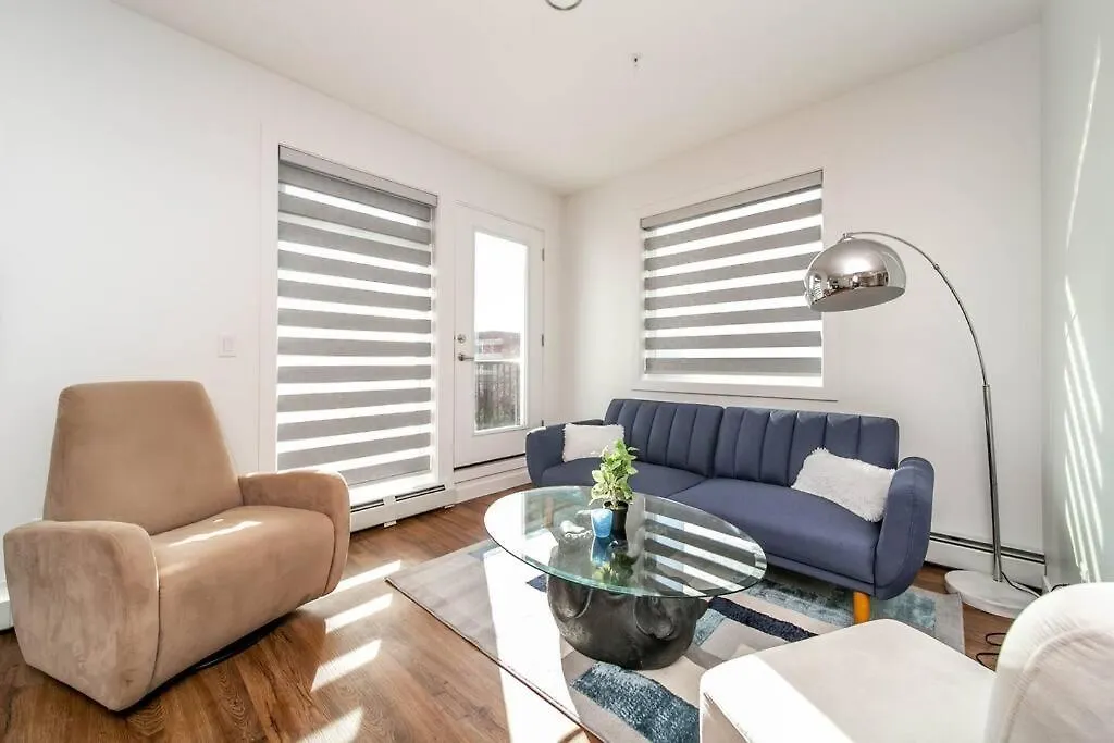Spacious 2Bedroom Free Parking King Bed Close To Dt Edmonton